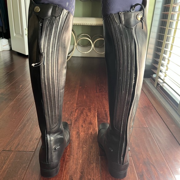 Mountain Horse Riding Boots. Black leather. New and never used! With boots bag. - Picture 3 of 4